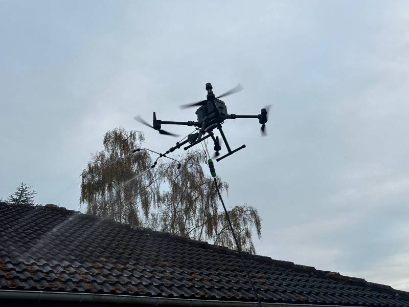 Faire nettoyer une façade de maison individuelle à l’aide d’un drone à Goderville 76